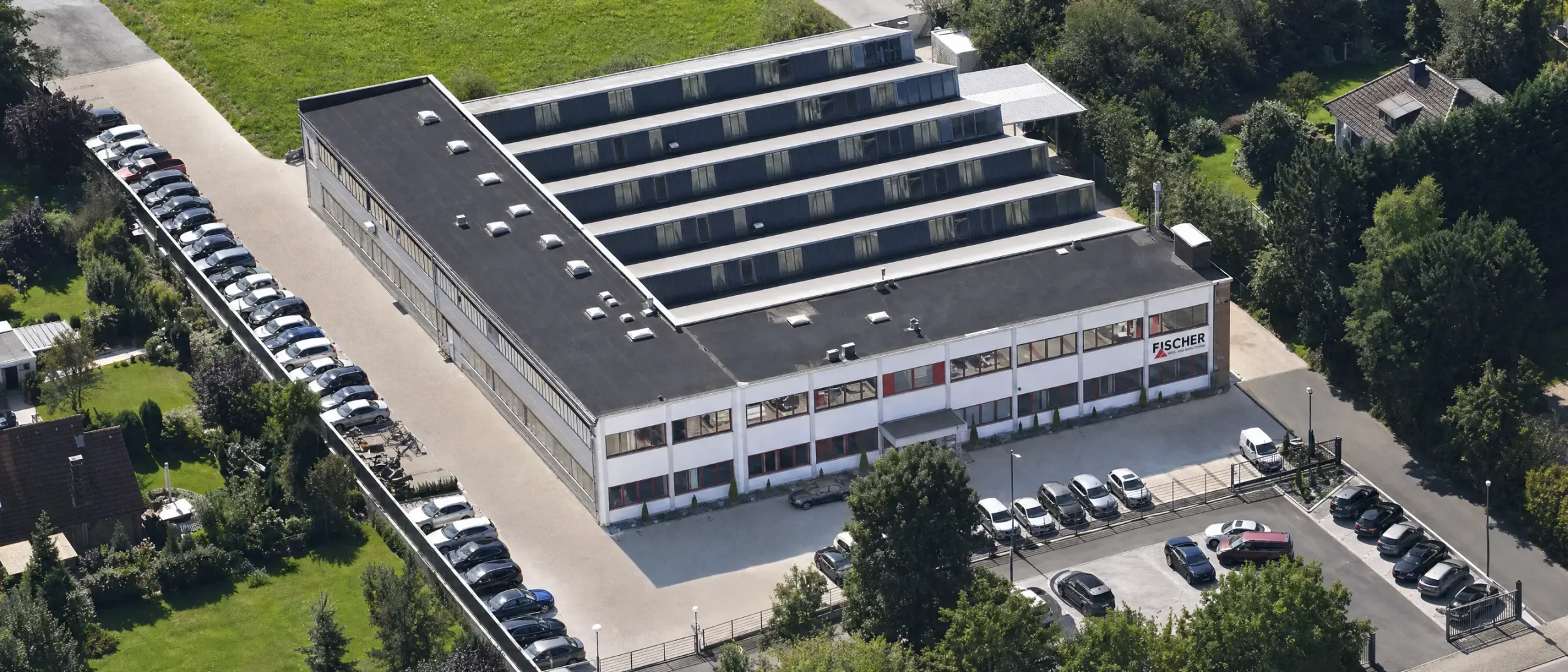 Luftaufnahme des FISCHER-Werks in Bad Salzuflen mit Sheddach